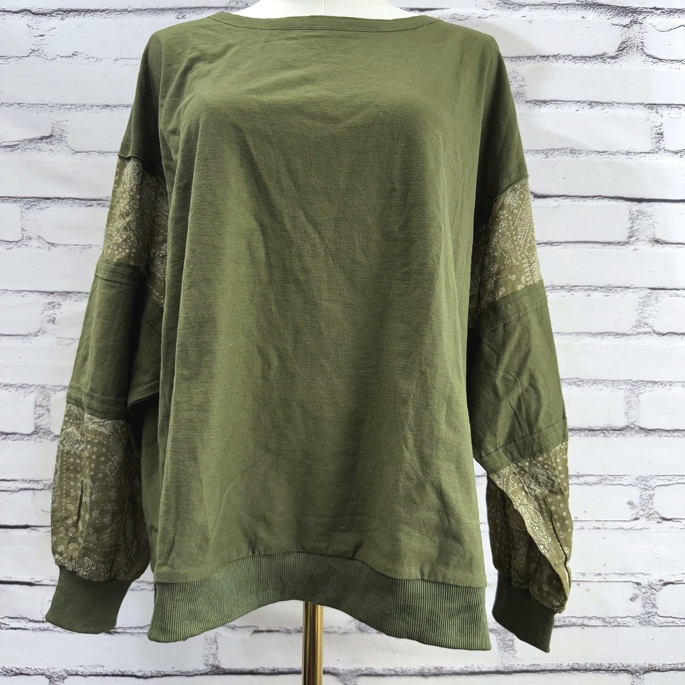 Hailey & Co Olive Green Paisley Bandana Sleeve Top Small‎ Mixed Media Relaxed